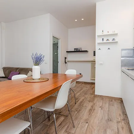 Vivimihome - Stelvio House Апартаменты Милан